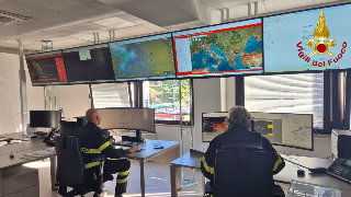 Maltempo nel Maceratese, oltre 35 interventi dei vigili del fuoco per il forte vento